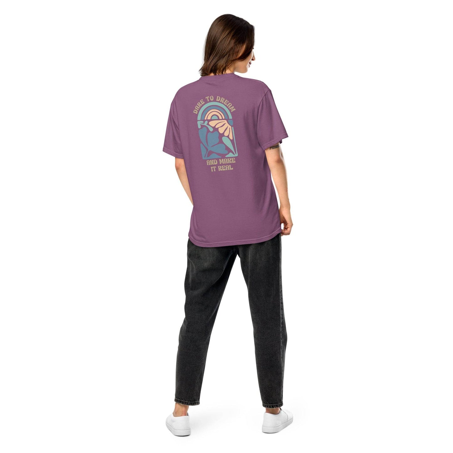 Dare to Dream - Soft Thick Graphic Tee - Wear Grit