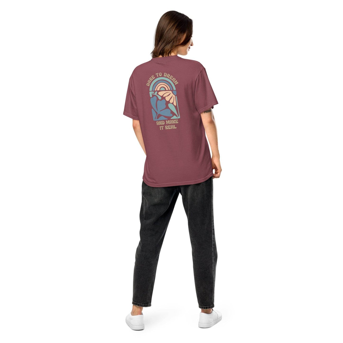Dare to Dream - Soft Thick Graphic Tee - Wear Grit