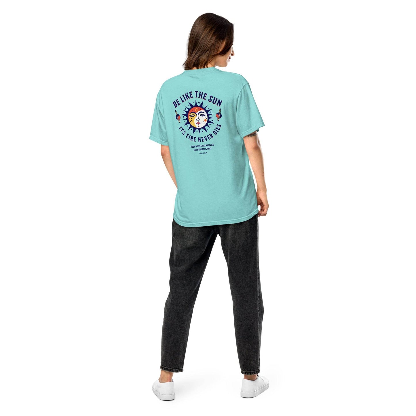Be Like the Sun - Soft Thick Graphic T-Shirt - Wear Grit