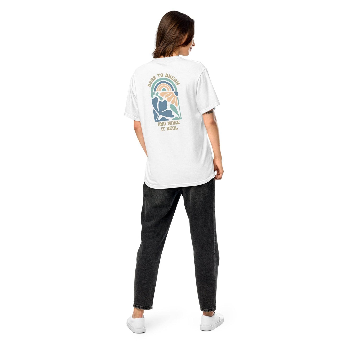 Dare to Dream - Soft Thick Graphic Tee - Wear Grit